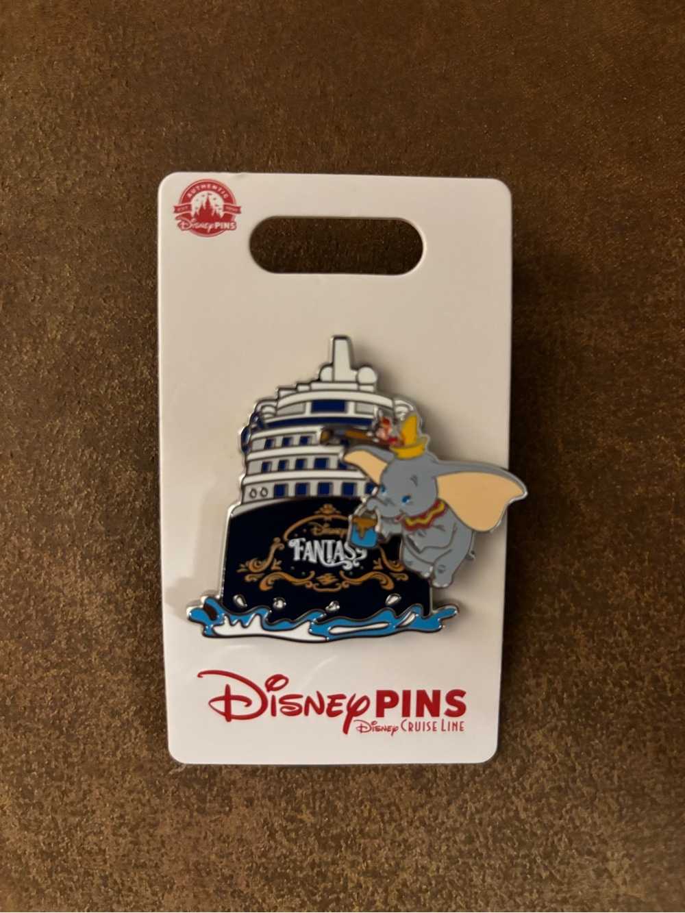 Disney cruise line Fantasy Ship Dumbo  Enamel Pin - Blue, Gray, Yellow